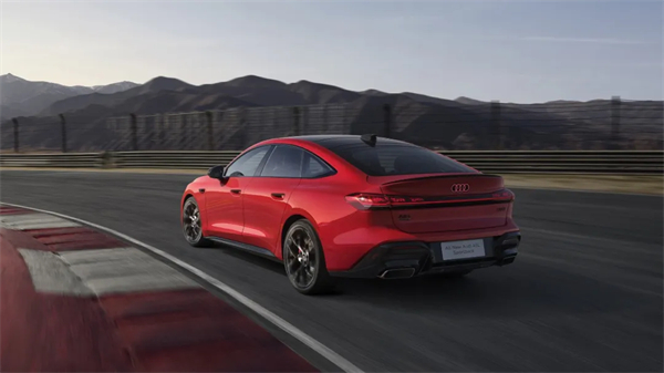 全新上汽奥迪A5L Sportback正式上市，限时臻享价25.99万元起